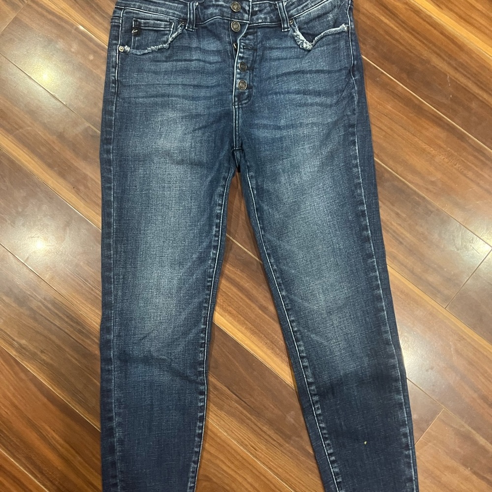 KanCan size 13/30 pants
